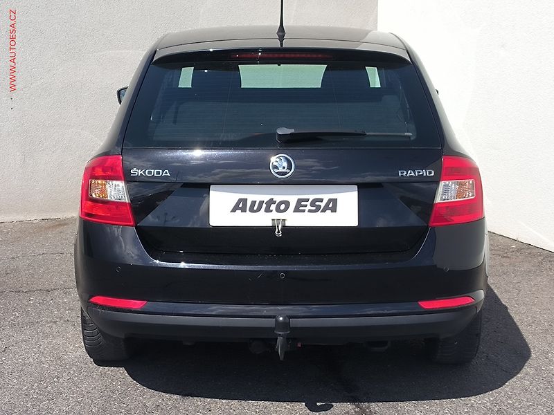 Škoda Rapid (2015) 1.2 TSi, Ambition, navi, TZ - fotka 5 z 17