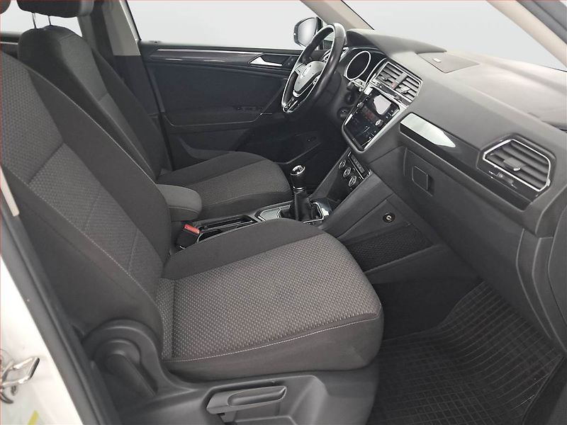 Volkswagen Tiguan Allspace (2018) 1.4 TSI, Tempomat - fotka 9 z 18