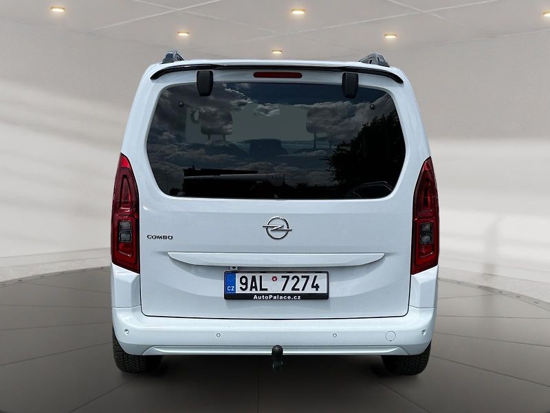 Opel Combo (2022) ELEGANCE+ 1.5CDTI 96kW TAŽNÉ - fotka 5 z 11