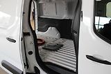 Opel Combo (2025) Electric Van L2 (XL) 136k - náhled 8