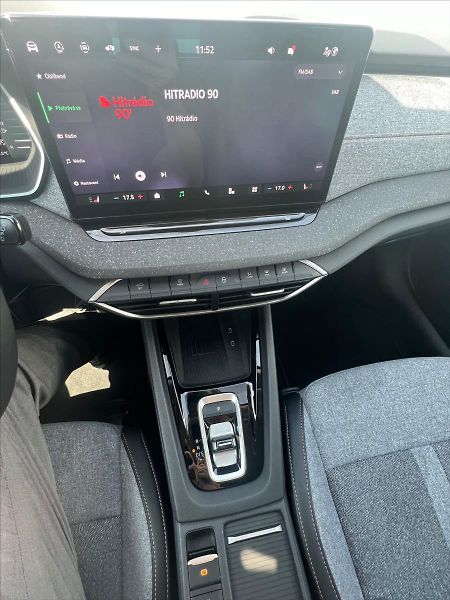 Škoda Octavia 2,0 TDi 110kW 7DSG TOP SELECTI - fotka 19 z 30
