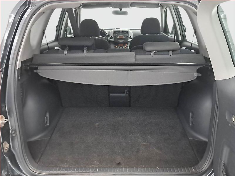 Toyota RAV4 (2007) 2.2 D-4D, 4X4, nová STK - fotka 13 z 16