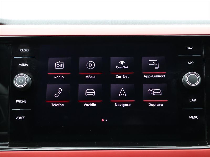 Volkswagen Polo 2,0 TSI GTI DSG Virtual Matrix - fotka 22 z 34