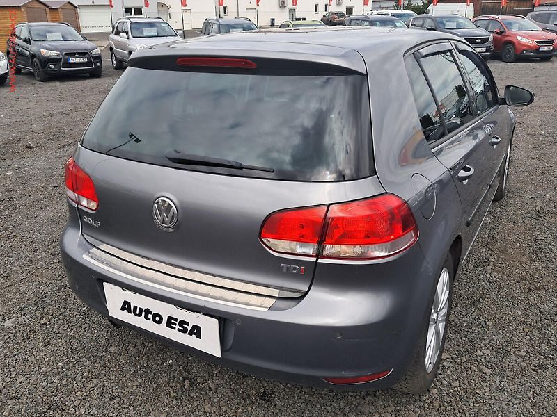 Volkswagen Golf (2011) 1.6TDI, Style - fotka 6 z 21