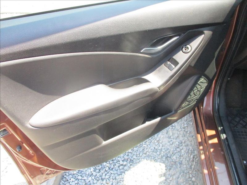 Hyundai ix20 1,6 CVVT, digiklima,servis,CZ, - fotka 18 z 39