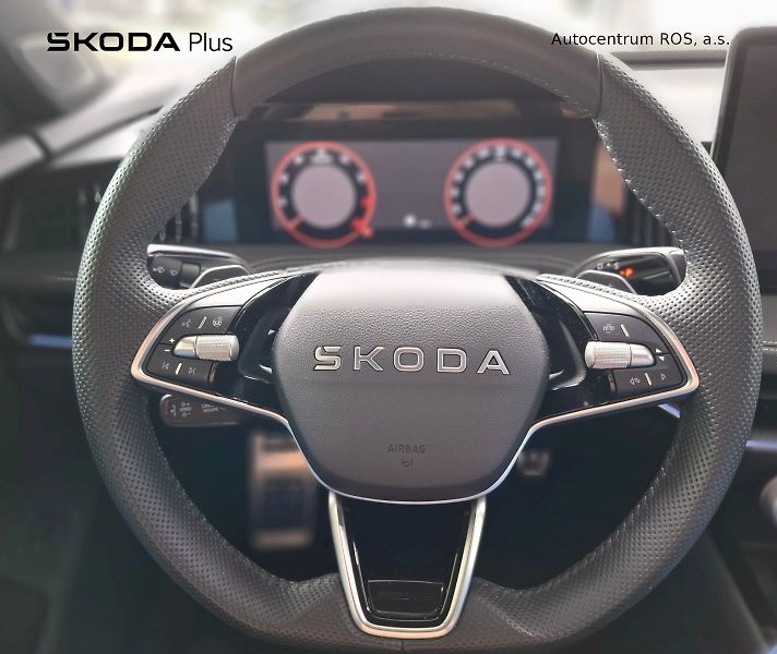 Škoda Superb (2025) SPORTLINE TS 195/2.0 A7A - fotka 5 z 31