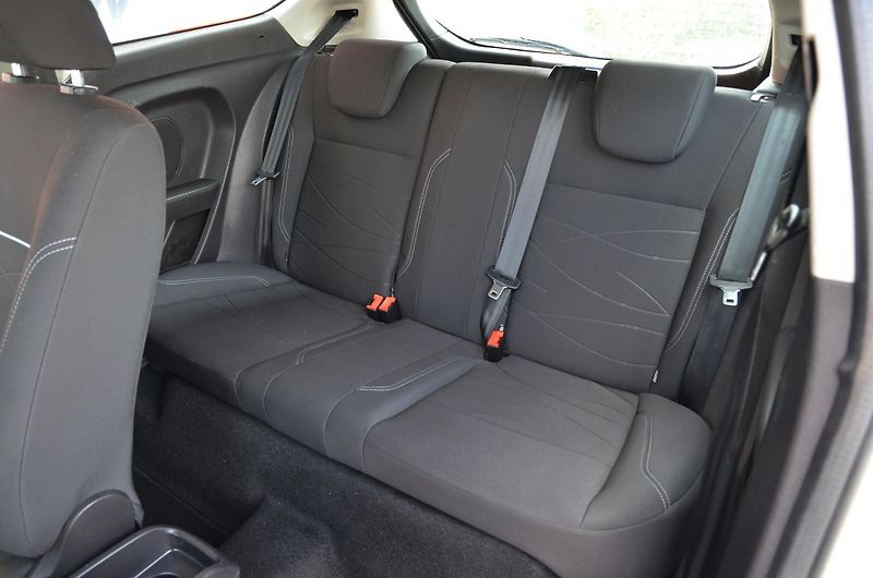 Ford Fiesta (2015) 1.25i 1.MAJITEL / STK 06/2028 - fotka 10 z 28