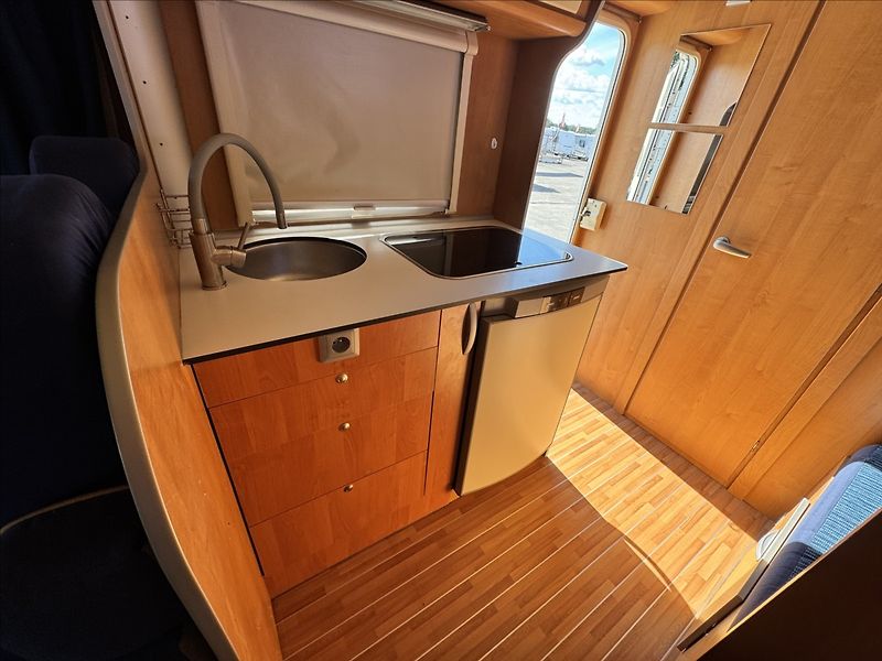 CI Caravans International Elliot 40 MJTD  2,3 - fotka 10 z 16