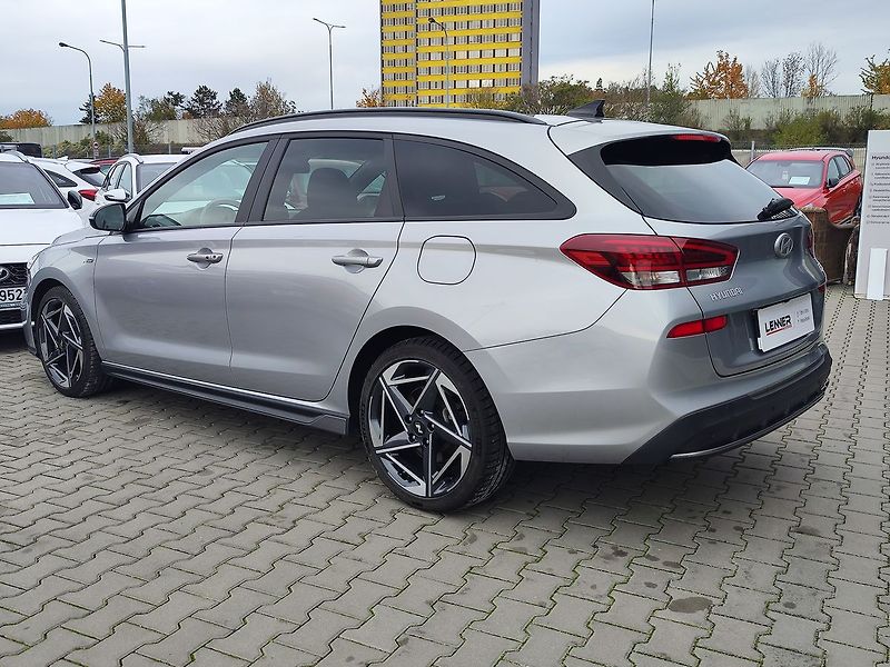 Hyundai i30 1.5 T-GDI/103kW N-Line DCT - fotka 7 z 35