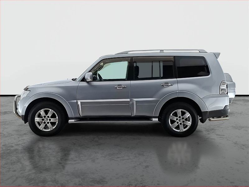 Mitsubishi Pajero (2007) 3.2 DI-D, 4X4, Automat - fotka 3 z 18