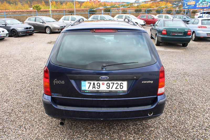 Ford Focus (2003) 2,0i 16V KLIMA ELOKNA VYH.SKLO - fotka 6 z 15
