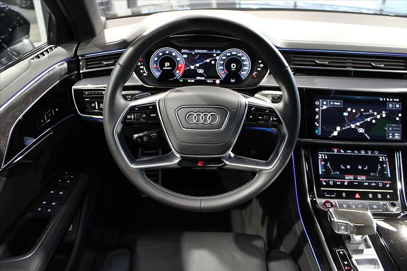 Audi S8 V8 TFSi 420kW quattro NezTop/P - fotka 16 z 38