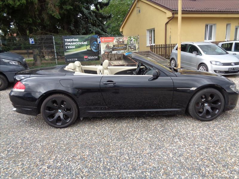 BMW Řada 6 4,4 - fotka 12 z 23