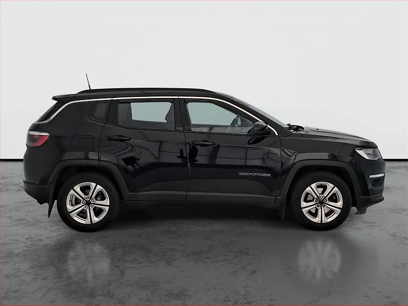 Jeep Compass (2018) 1.4 MultiAir, Tempomat - fotka 6 z 17
