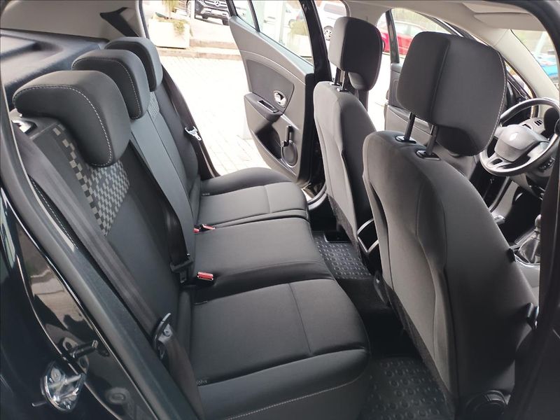 Renault Mégane 1,6 16V,81KW,KLIMA,PARKING,KOL - fotka 20 z 39