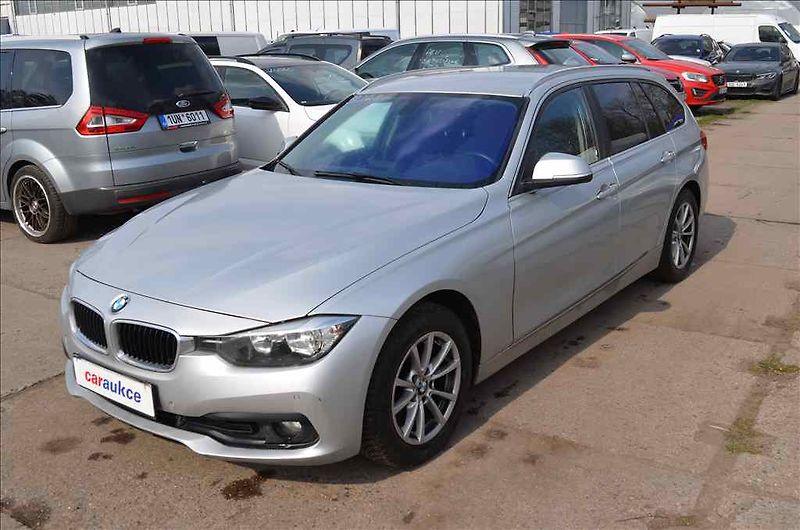 BMW Ostatní (2016) 316D TOURING AT - fotka 1 z 24