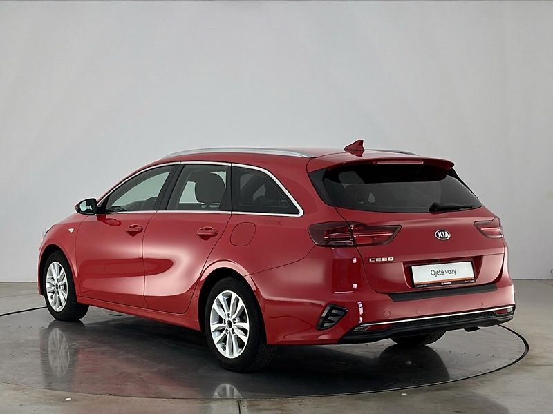 Kia Ceed Kombi - fotka 15 z 26