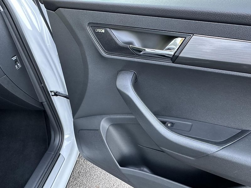 Škoda Karoq (2022) CLEVER 2.0TDI/110kW *DSG* 4x4  - fotka 24 z 42