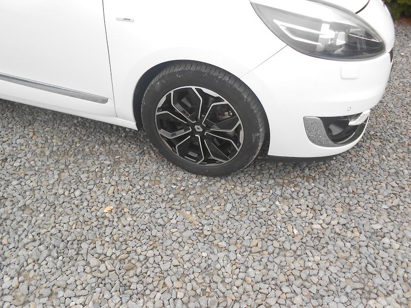 Renault Grand Scénic 2.0DCi, KAMERA,BOSSE - fotka 13 z 41