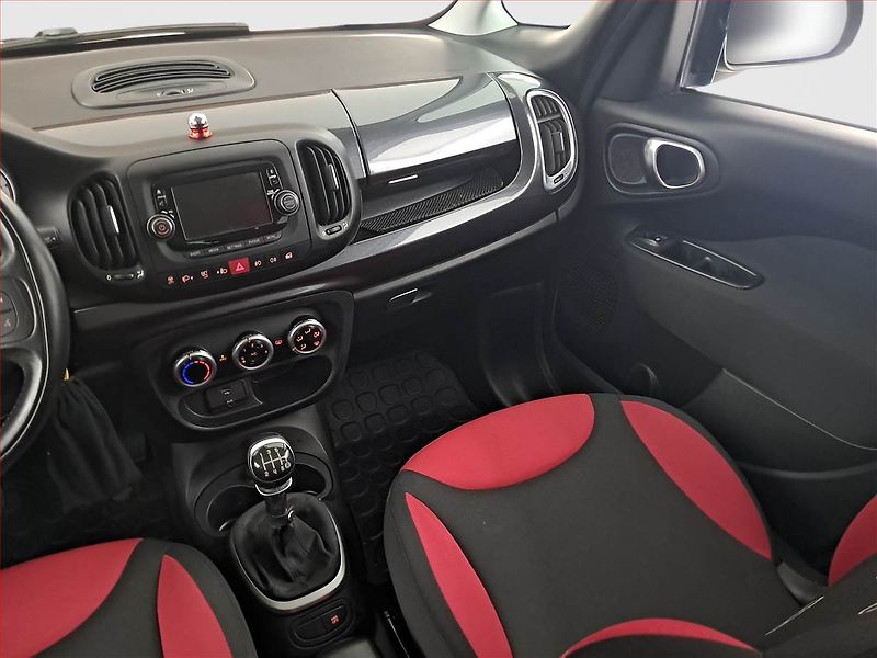 Fiat 500L (2013) 1.4 16V, Tempomat - fotka 8 z 16