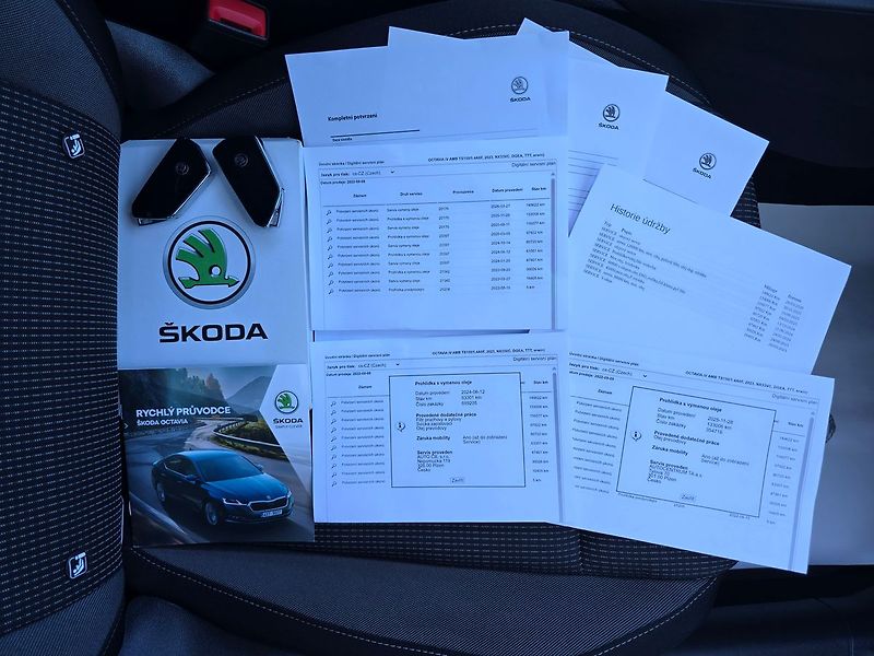 Škoda Octavia 1.4TSi 150kW iV DSG KAMERA - fotka 40 z 46