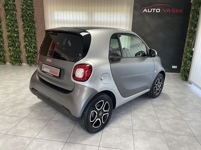 Smart Fortwo 0.9i AUTOMAT ČR 1.MAJ NAVI   - fotka 13 z 25