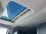 Volkswagen Multivan 2,0 TDi 7DSG 4Motion EDITION - náhled 26