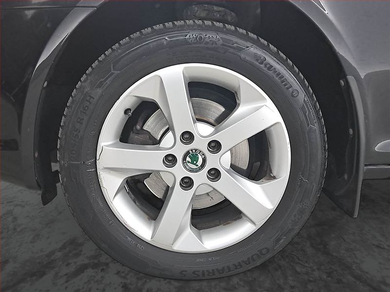 Škoda Octavia (2010) 1.2 TSI, ČR,1.maj, Serv.kniha - fotka 14 z 18