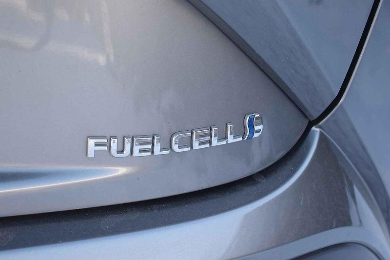 Toyota Mirai je zatím na silnicích bílou vránou
