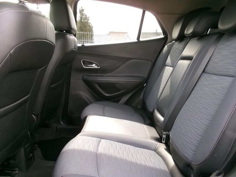 Opel Mokka (2015) 1,6CDTi NAVI 4x4 TEMP BT - fotka 12 z 28