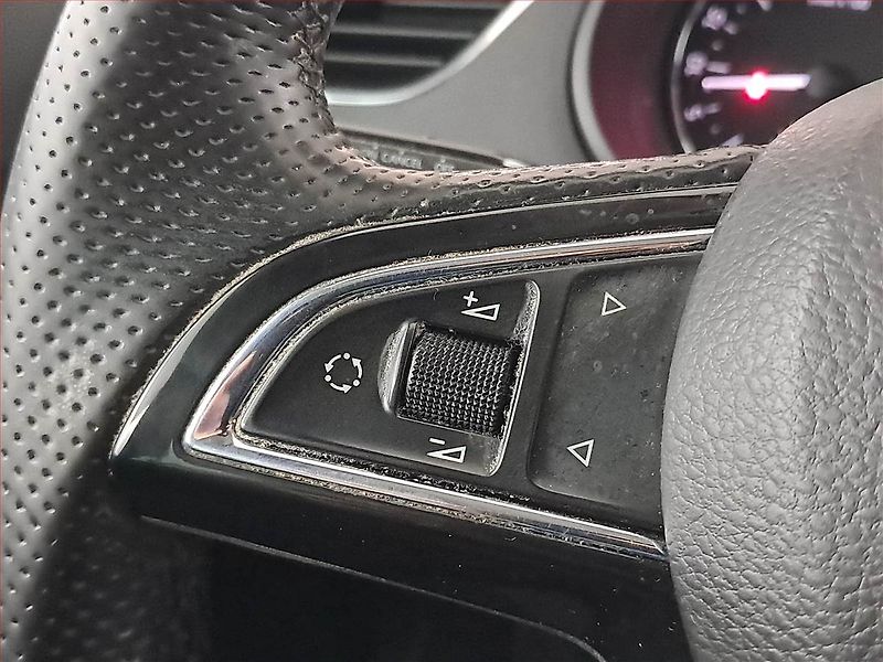 Škoda Octavia (2015) Elegance 2.0 TDI, 4X4 - fotka 18 z 19