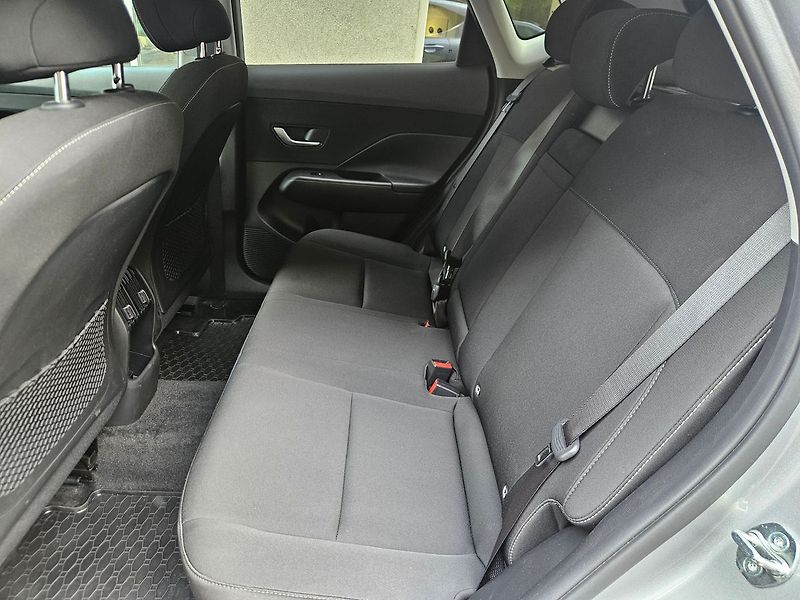 Hyundai Kona 1.0 T-GDi 88kW, Smart, DCT - fotka 30 z 33