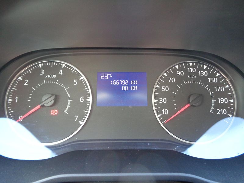 Dacia Duster 1,5 dCi 1.majitel CZ - fotka 12 z 18