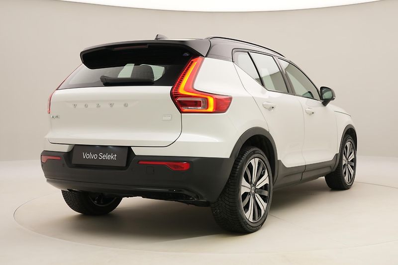 Volvo XC40 PURE ELECTRIC RECHARGE CORE  - fotka 13 z 55