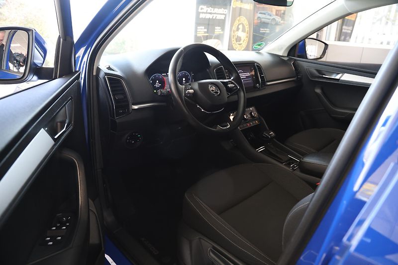 Škoda Karoq (2023) 2.0TDI DSG LED Navi Display  - fotka 10 z 32