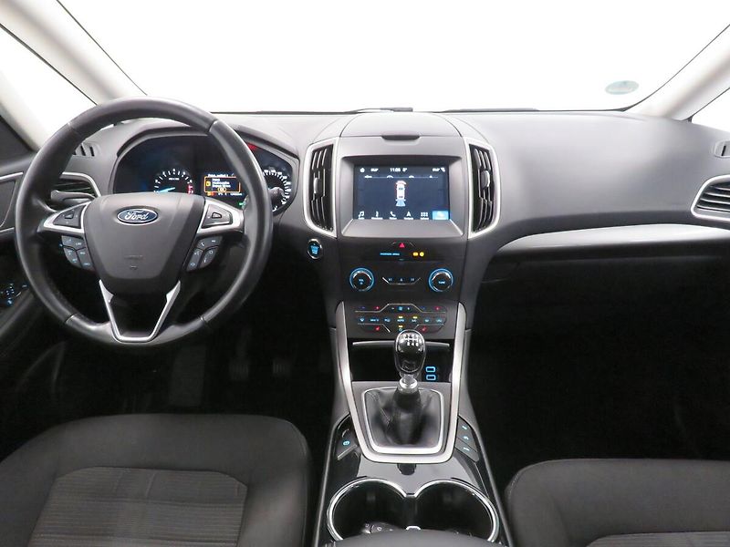 Ford Galaxy - fotka 5 z 24