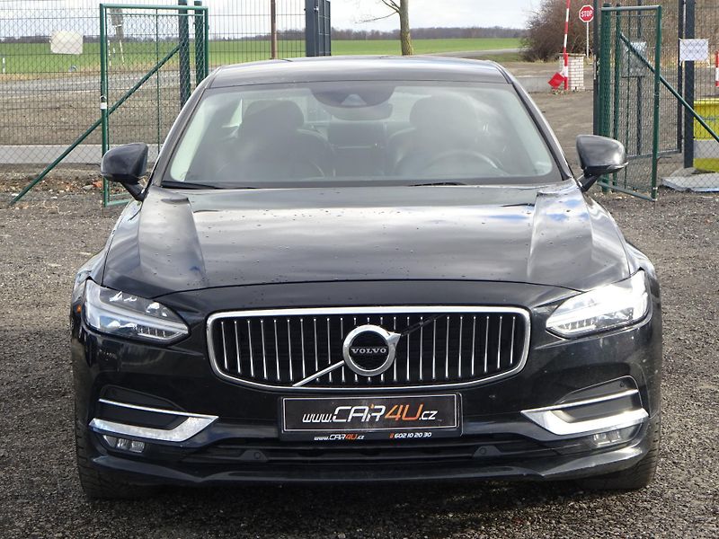 Volvo S90 D4 140kW Inscription ČR - fotka 2 z 25