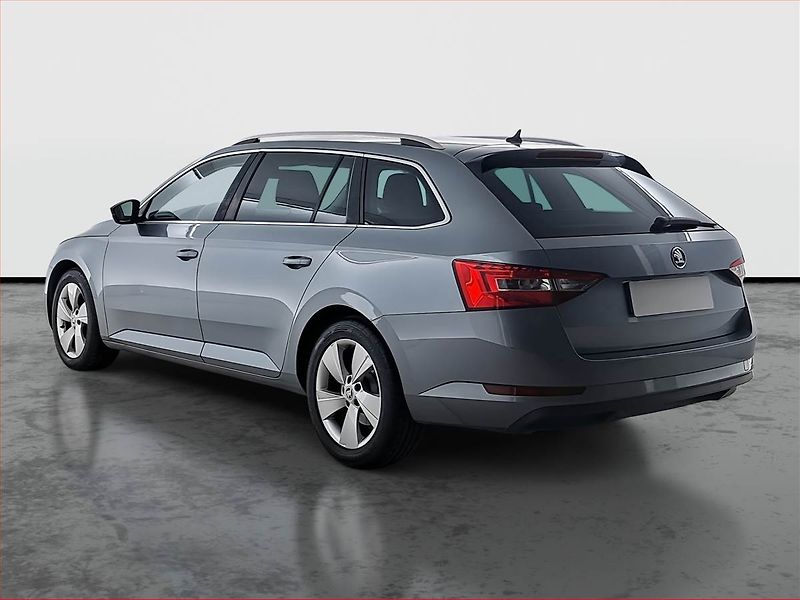 Škoda Superb (2015) 2.0 TDI, Navi, Bi-Xenony - fotka 4 z 19