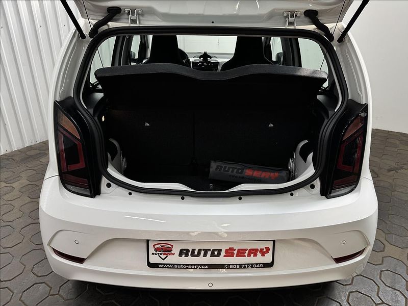 Volkswagen up! 1.0CNG HIGHLINE 2XALU 52KM! - fotka 29 z 37