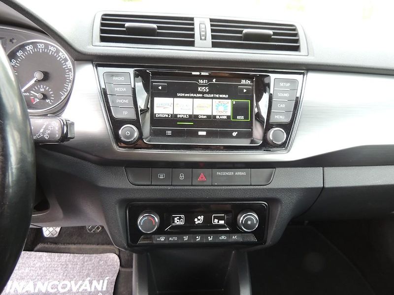 Škoda Fabia (2017) 1.2TSi,66kw,Style,ČR,1majitel - fotka 24 z 50
