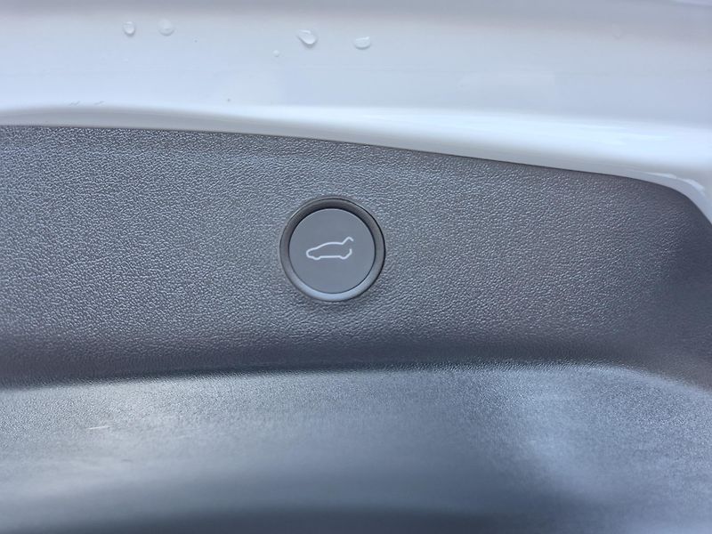 Tesla Model 3 LONG RANGE DUAL MOTOR TZ 94,2% - fotka 46 z 49