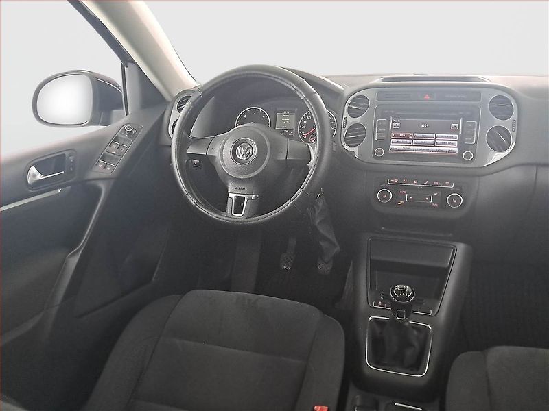Volkswagen Tiguan (2012) R-Line 2.0 TDI, Xenony - fotka 7 z 14