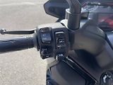 Yamaha (2026) XMAX 300 Tech Max EU5+ - náhled 11