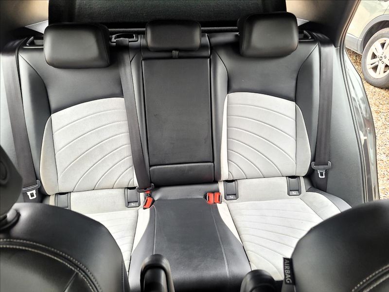 Volkswagen ID.3 SOH 92%,150kw,tepelko,tažné - fotka 36 z 48