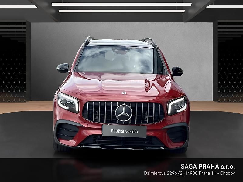 Mercedes-Benz GLB Mercedes-AMG 35 4MATIC Night - fotka 2 z 18