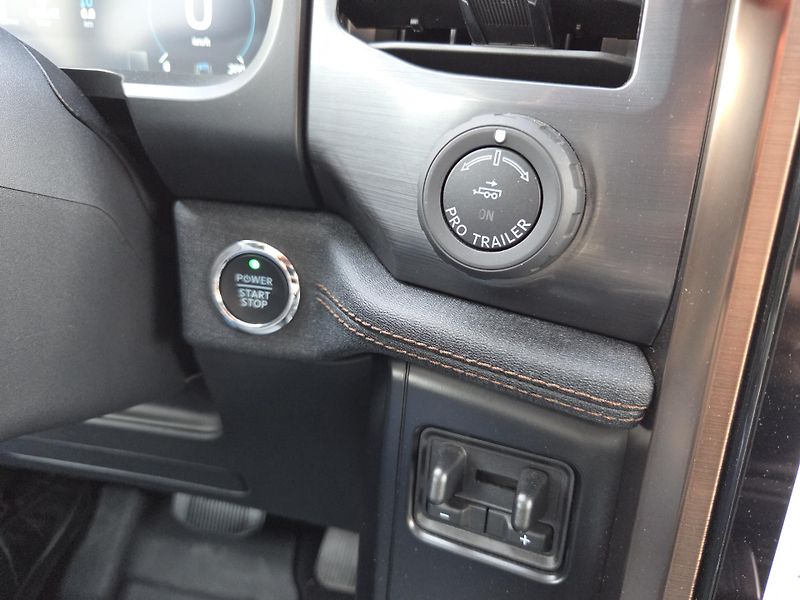 Ford F-150 (2023) ELEKTRO - LIGHTNING - fotka 15 z 19