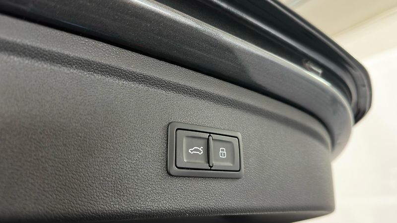 Audi RS 3 2 SADY KOL / ZÁRUKA - fotka 23 z 56