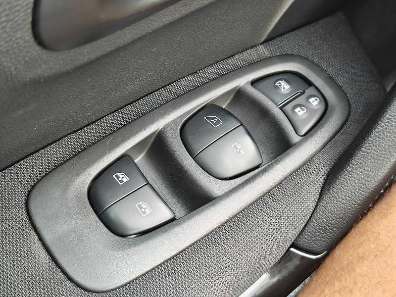Renault Kadjar 1,3 - fotka 17 z 22