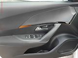 Peugeot 2008 (2023) 1.2PT, 1.maj,ČR, Active, LED - náhled 16