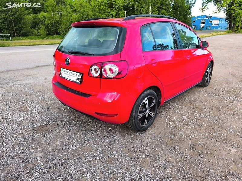 Volkswagen Golf Plus 2.0TDI,KRÁSNÝ,VÝBAVA,135KM - fotka 3 z 25